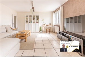 appartement à la vente -   63000  CLERMONT-FERRAND, surface 79 m2 vente appartement - APR675873